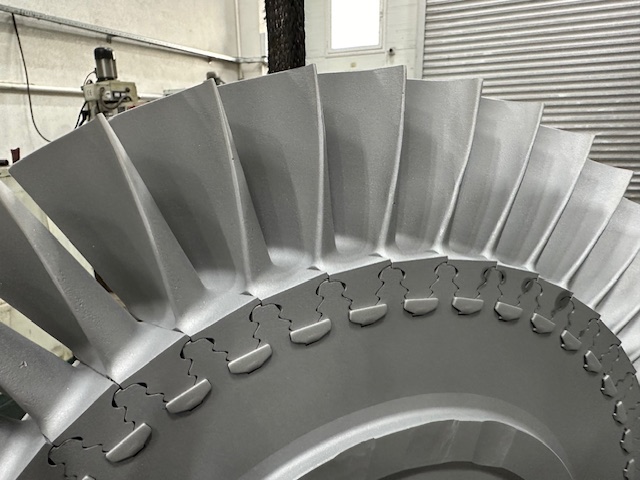 Turbine blades after repair(4)